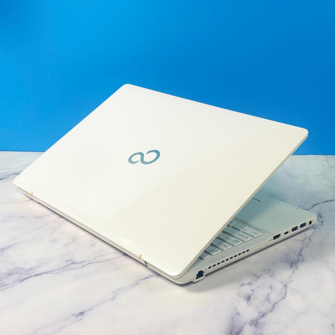 Corei7・16GB・SSD・DVDマルチ・Win11・ホワイトノートパソコン