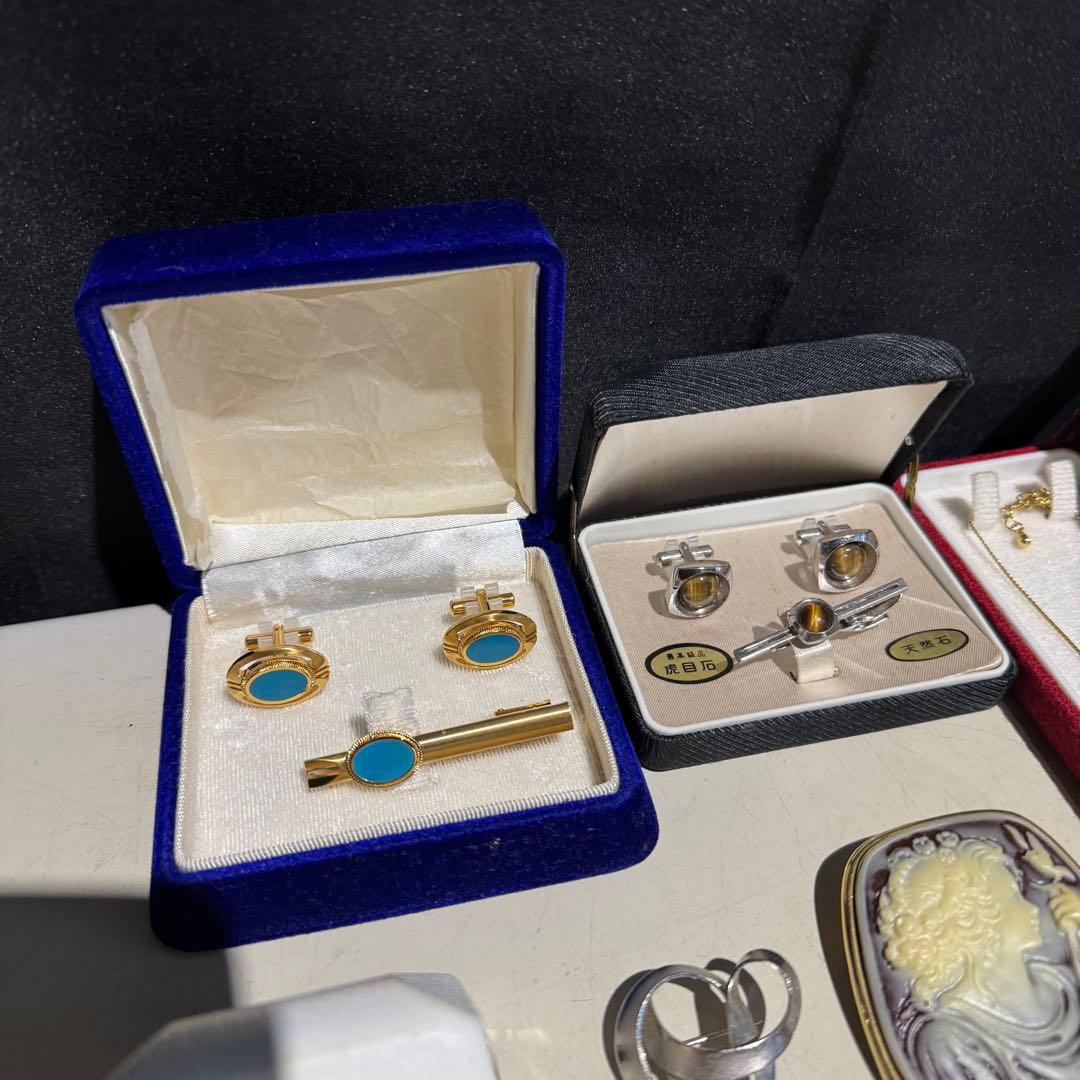 ★ アクセサリー　まとめ売り　遺品整理　生前整理 ネックレス　ブローチ　など