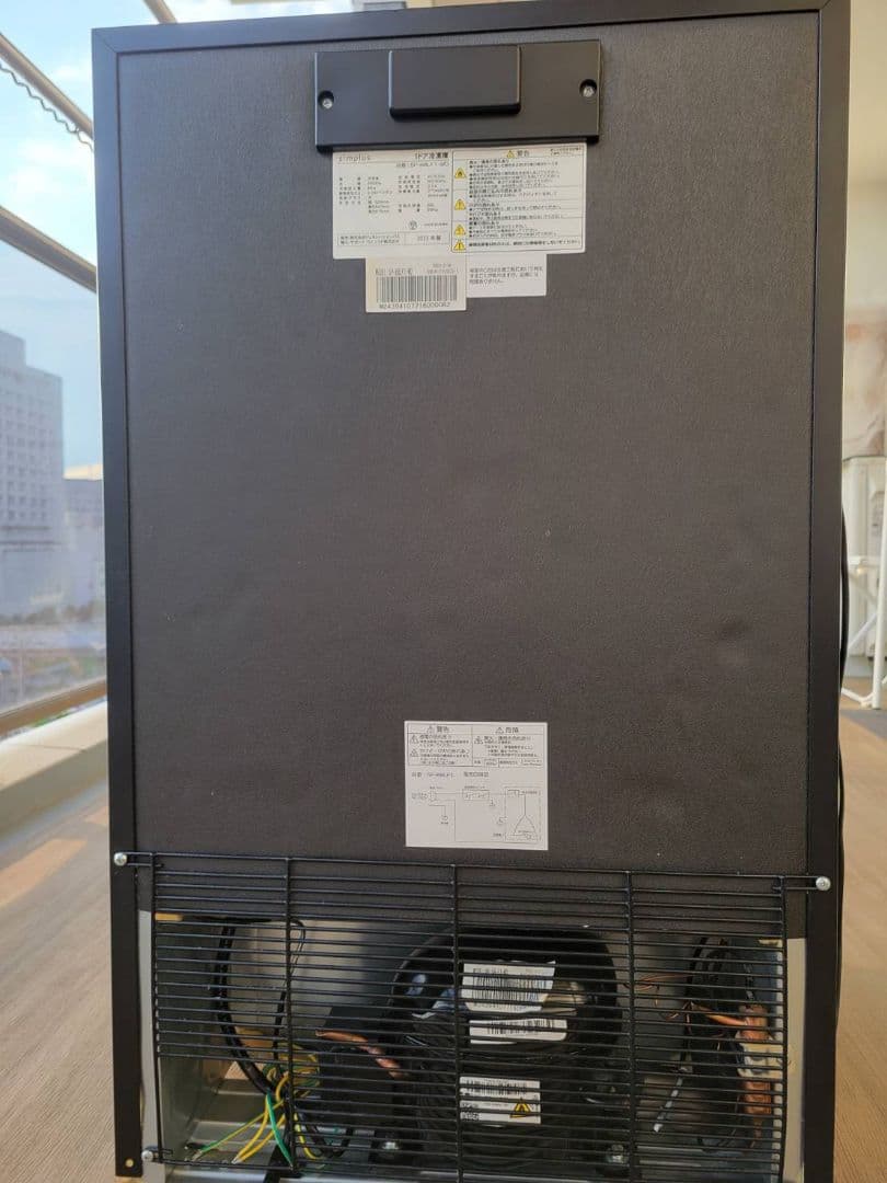 クーマ様2023年製88L冷凍庫 SP-88LF1-WD木目調 直冷式