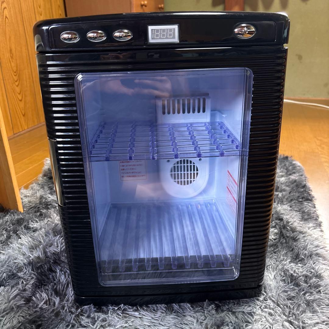 ミニ冷蔵庫 デジタル温度表示付き 保温も可能