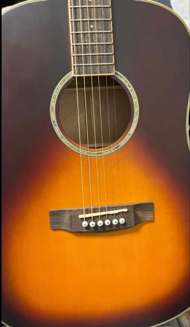 アコースティックギター　kaedeera