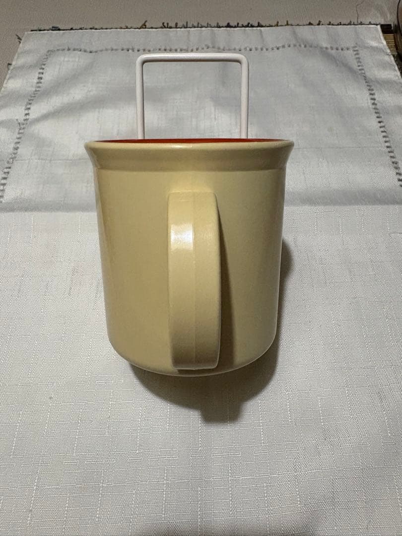 80年代/90年代の、黄色と青のゴールデンアーチロゴが入ったマクドナルド