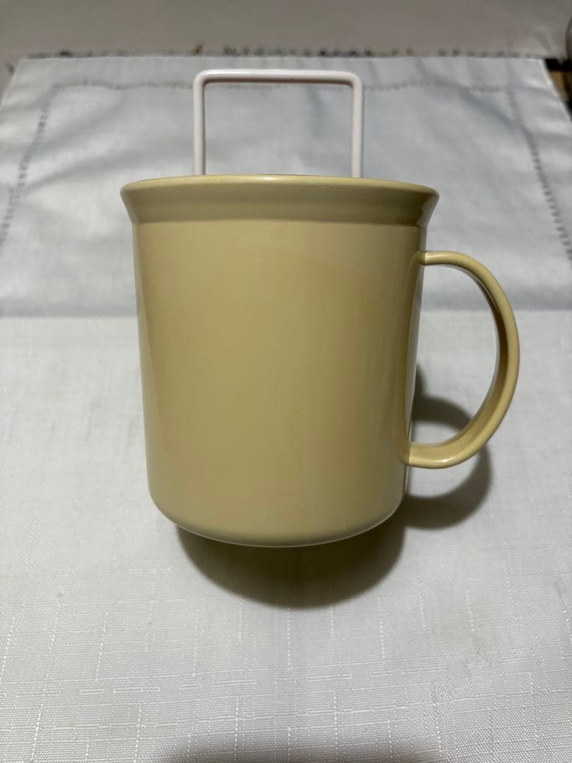 80年代/90年代の、黄色と青のゴールデンアーチロゴが入ったマクドナルド