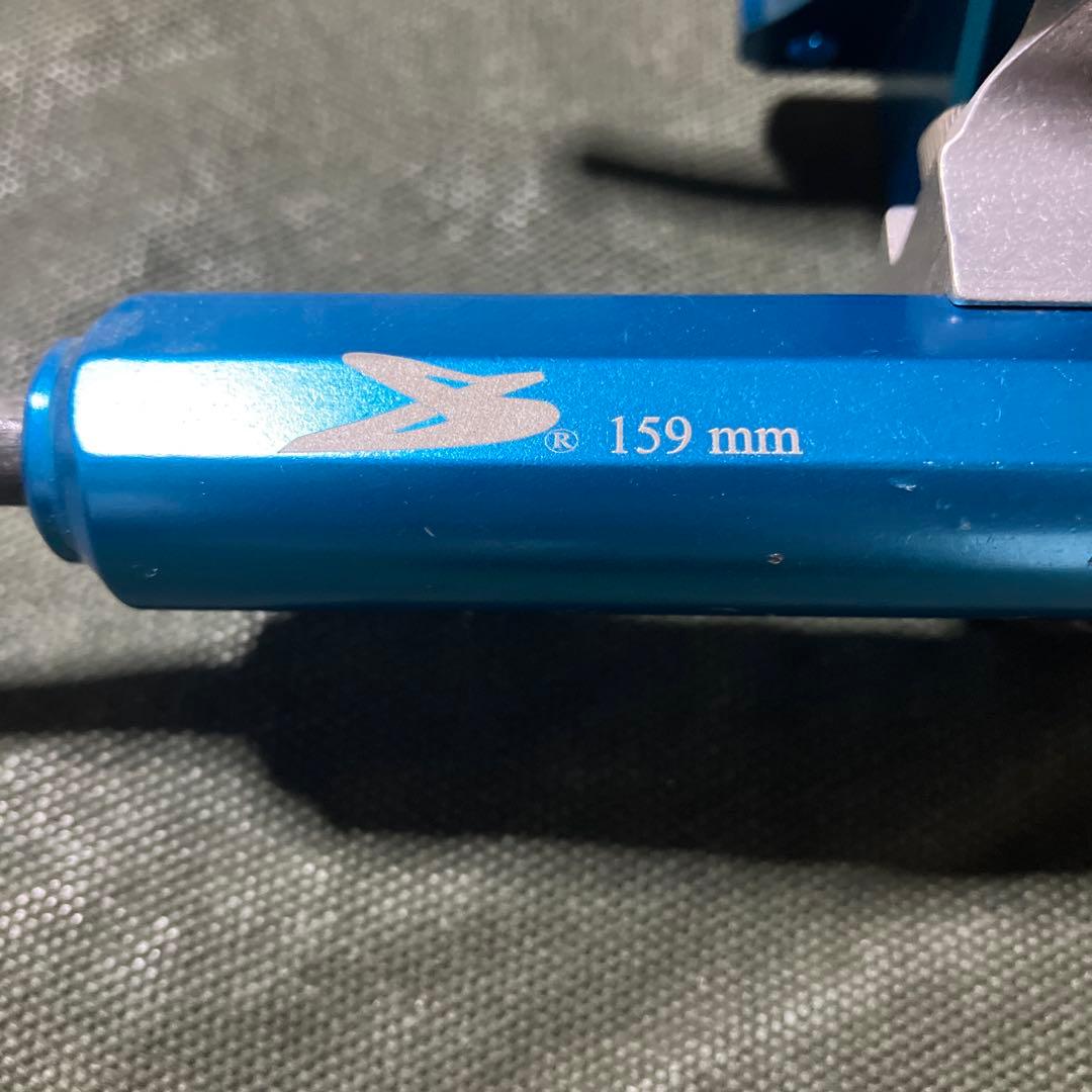 surf rodz TKP 159 リップタイドブッシュ、ビス、ライザーパッド付