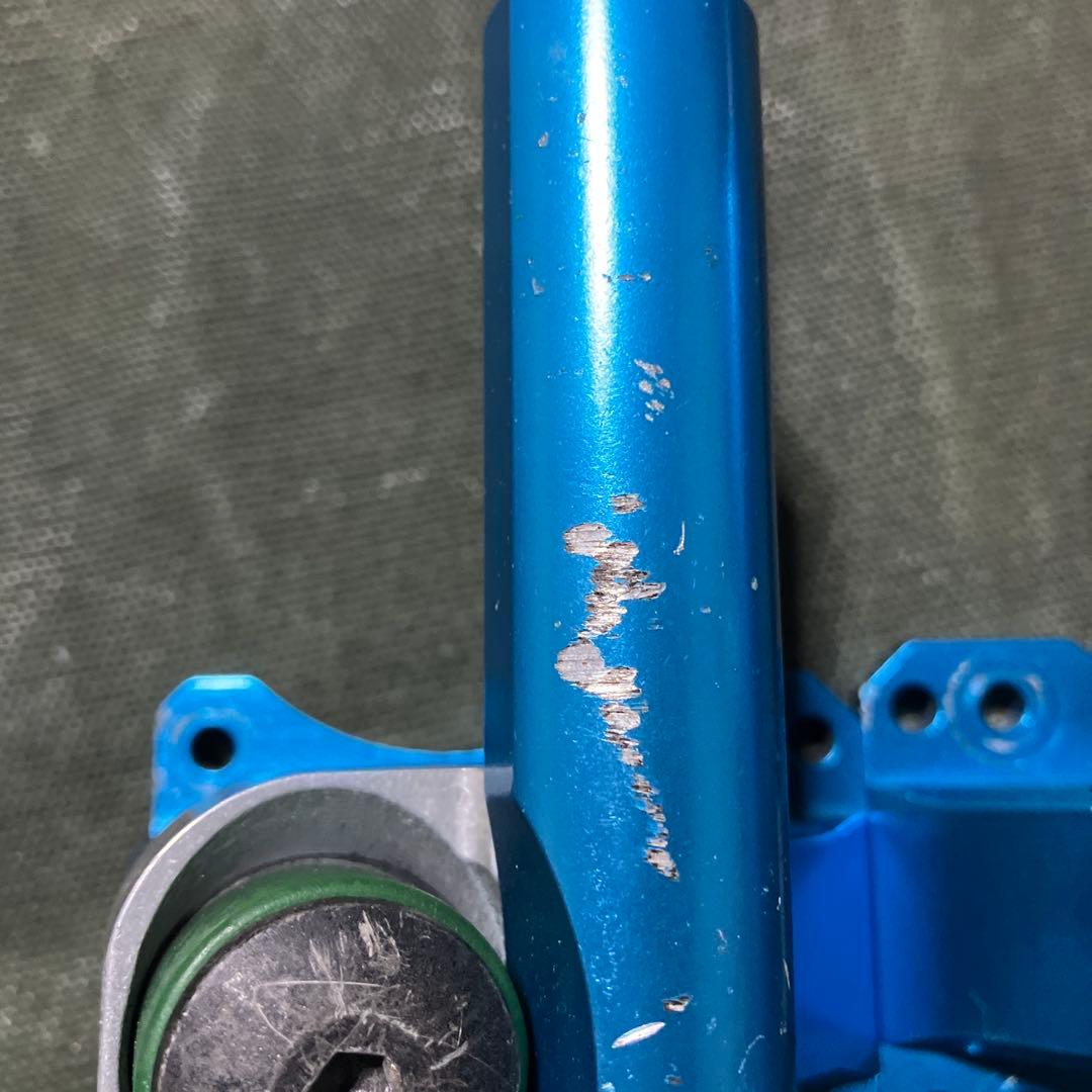 surf rodz TKP 159 リップタイドブッシュ、ビス、ライザーパッド付