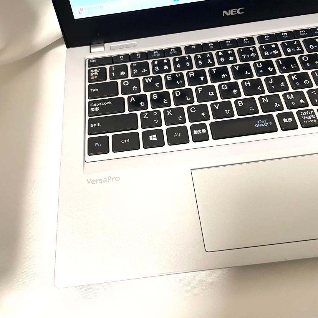 軽量ノートパソコンNEC i5-8350U メモリ8GB　SSD256