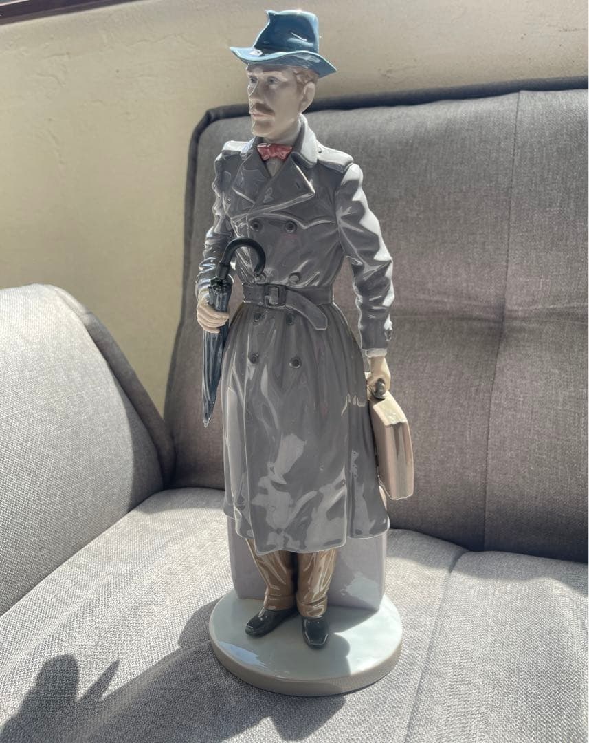 リヤドロ 希少価値　トランク　男性　35センチ