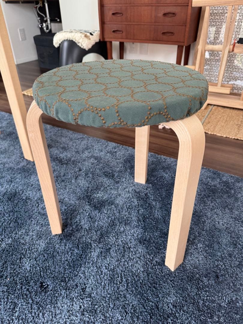 Artek スツール60 オリーブ