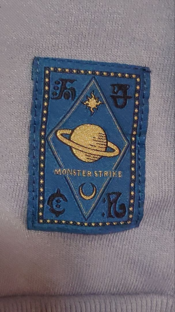 MONSTER STRIKE アパレル　ノストラダムスパーカー　L　カード付き