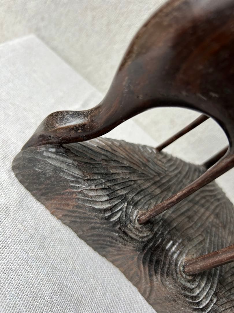 野鳥の彫刻 工芸品 アンティーク 親子 木製鳥彫刻 3羽のデザイン