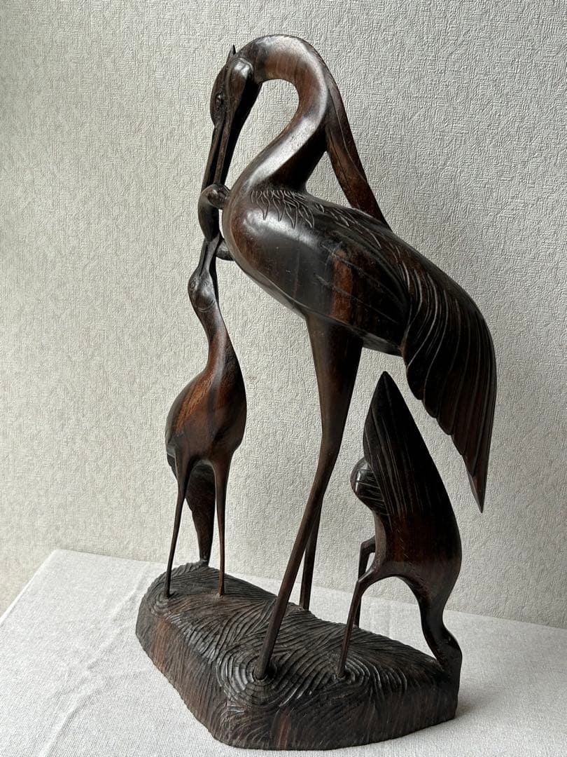 野鳥の彫刻 工芸品 アンティーク 親子 木製鳥彫刻 3羽のデザイン