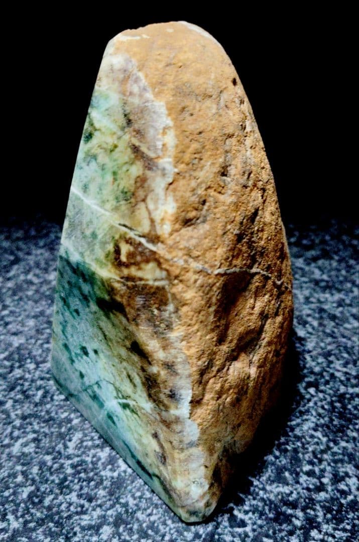 専用★翡翠原石★糸魚川硬玉【大所川・転石・ノジュール翡翠・切り出し0.8kg】