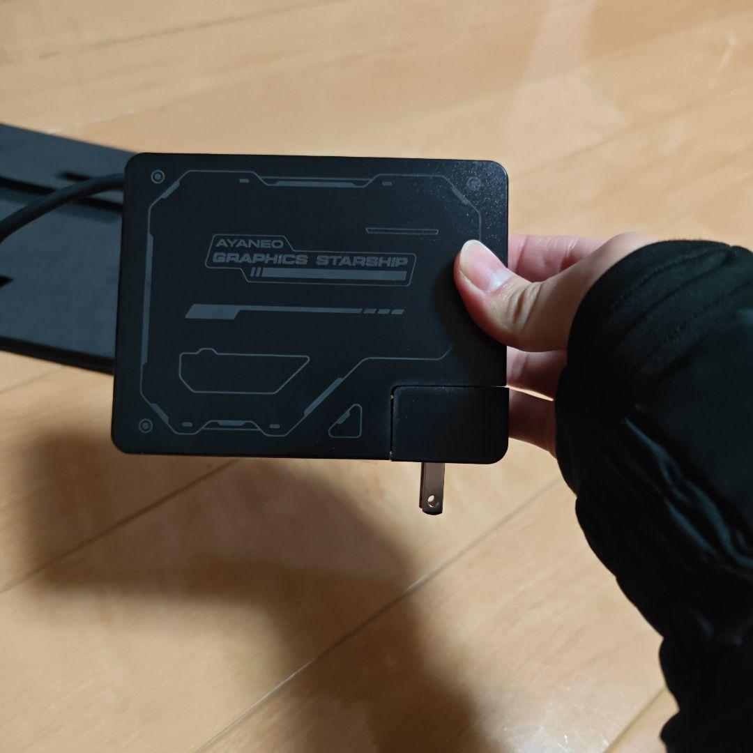 AYANEO　AG01 RX 7600M XT 外付けGPU　egp