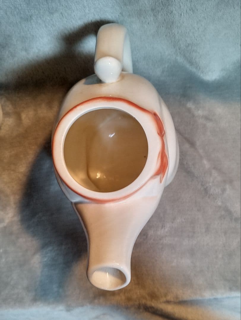 ゲーベル社 猫ティーポット　水注