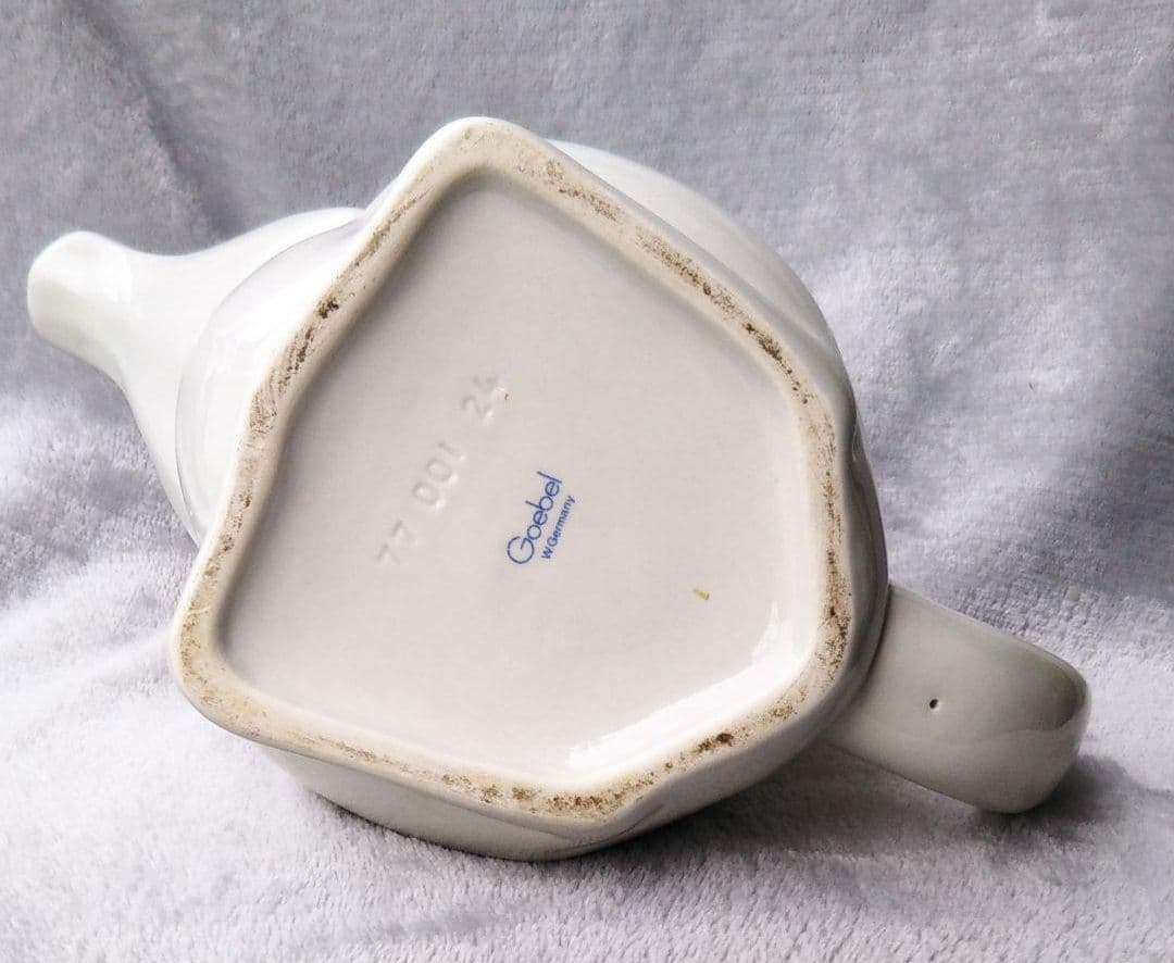 ゲーベル社 猫ティーポット　水注