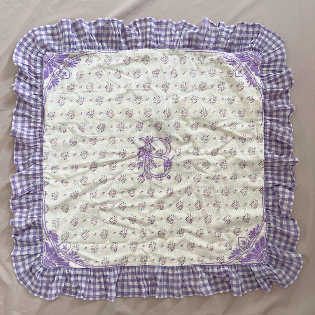 新品未使用　bonjour diary フリルクッションカバー 紫　パープル