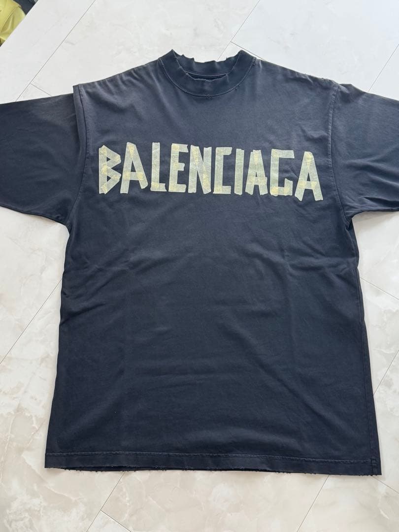 BALENCIAGAシャツ ミディアムフィット ブラック ヴィンテージジャージー