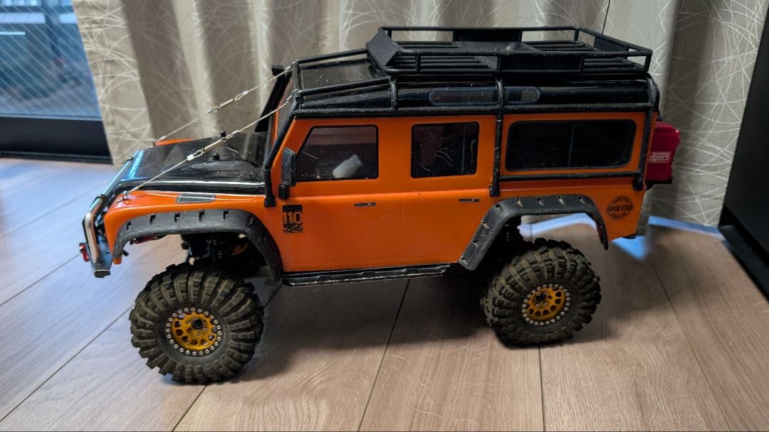 TRAXXAS TRX4 Defender 本体