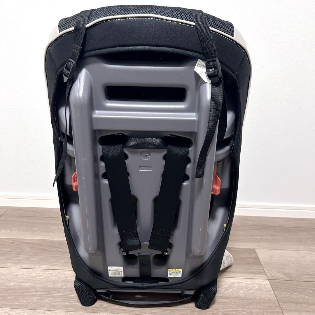 Combi コンビ ジョイトリップ EG GA ジュニアシート