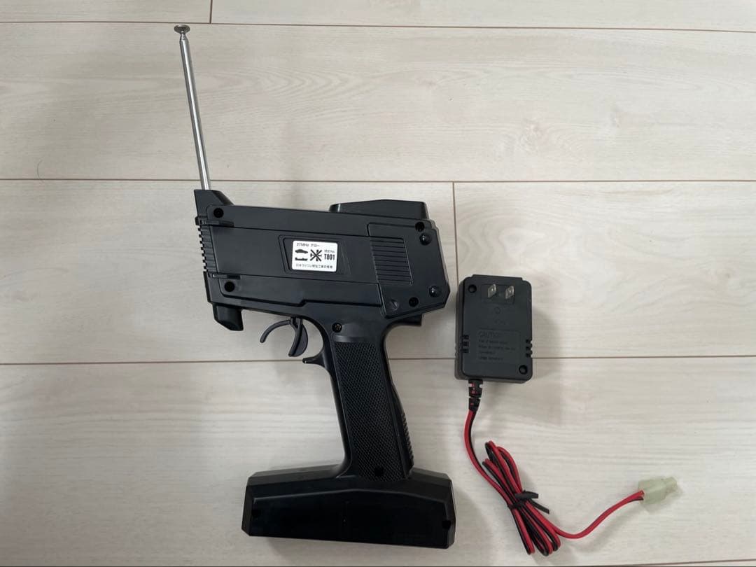 タミヤ 1/10エキスパートビルト　メルセデス・ベンツ CLK DTM AMG