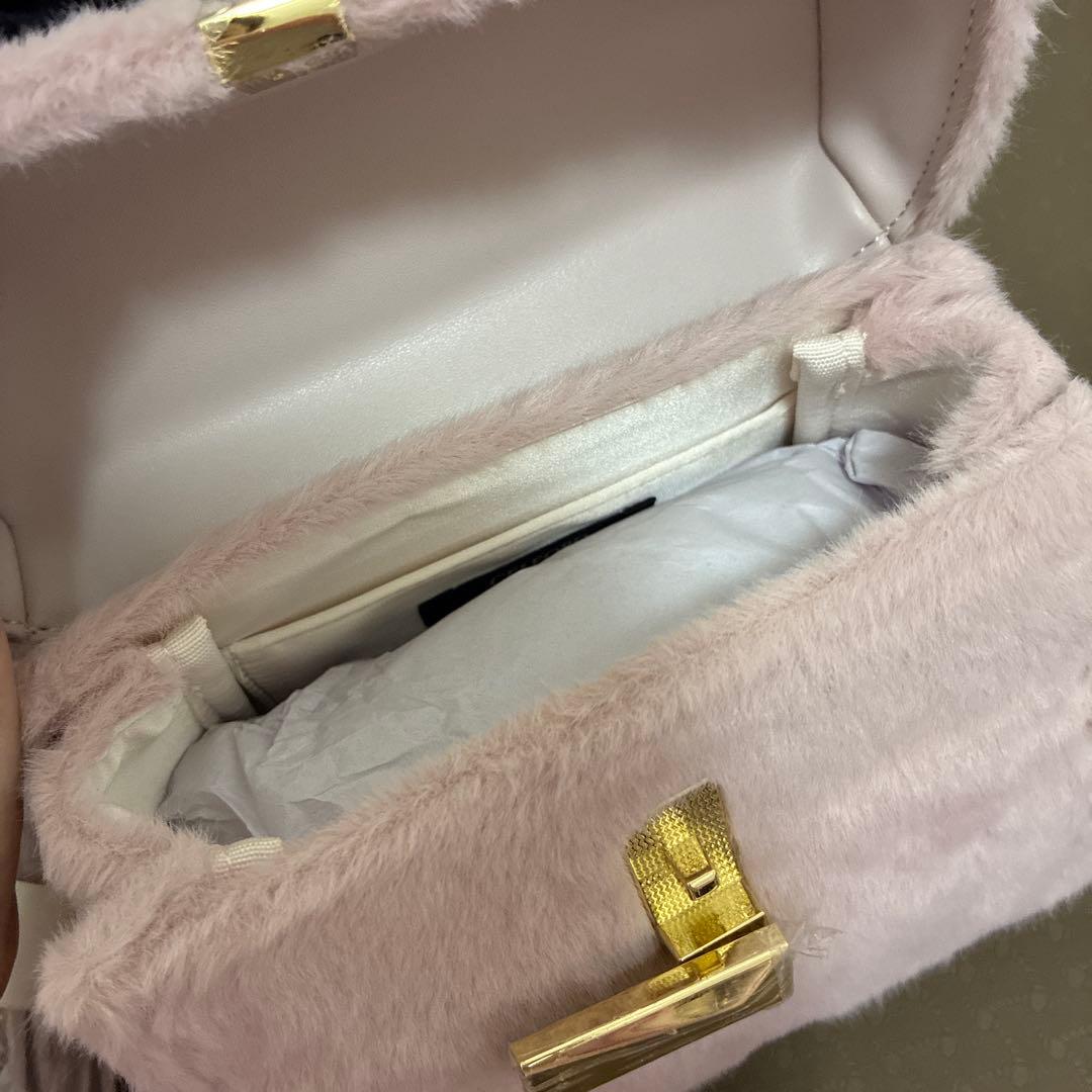 【新品】CELFORD ビジュースタッズファーポシェット ピンク セルフォード