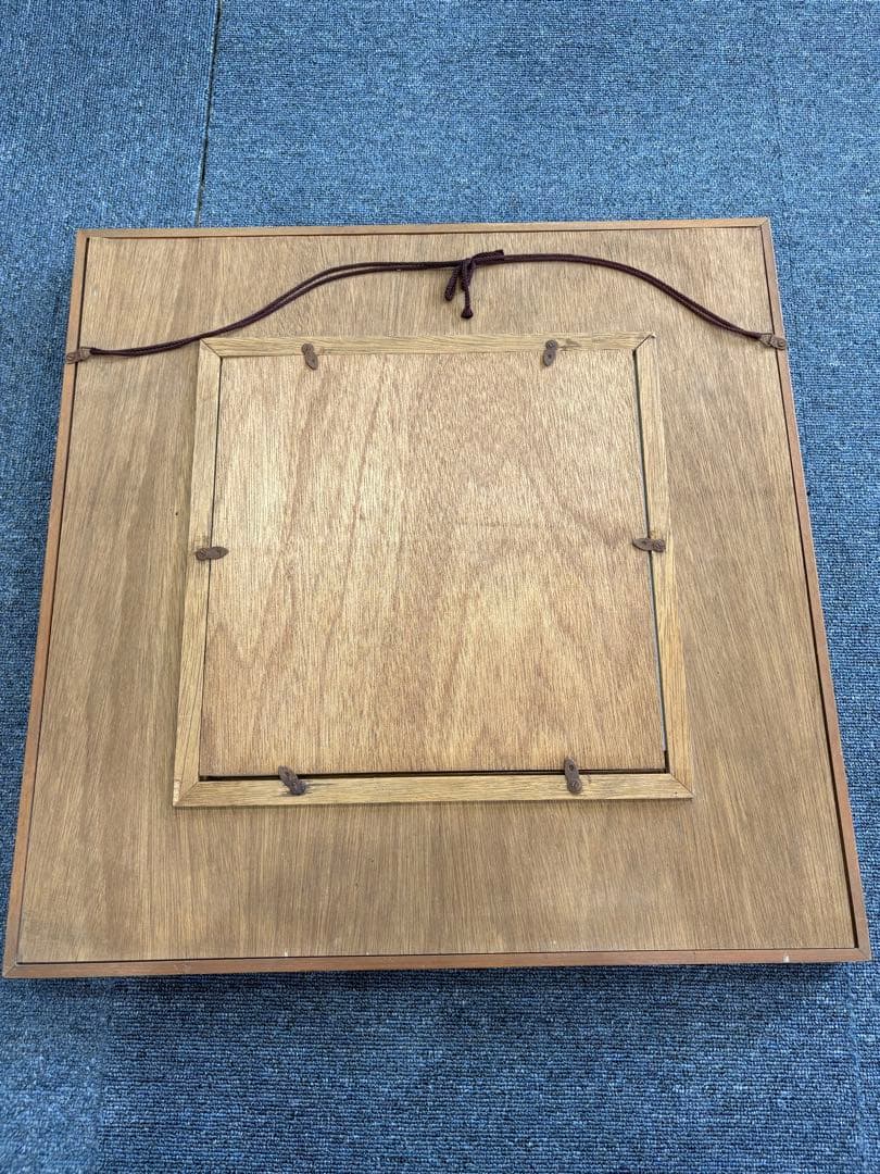 獅子と花の陶器装飾品陶板