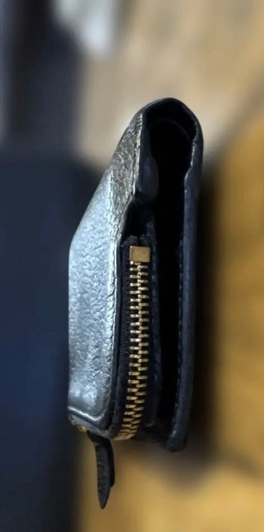 GUCCI マーモント 二つ折りレザー財布　最終価格！！