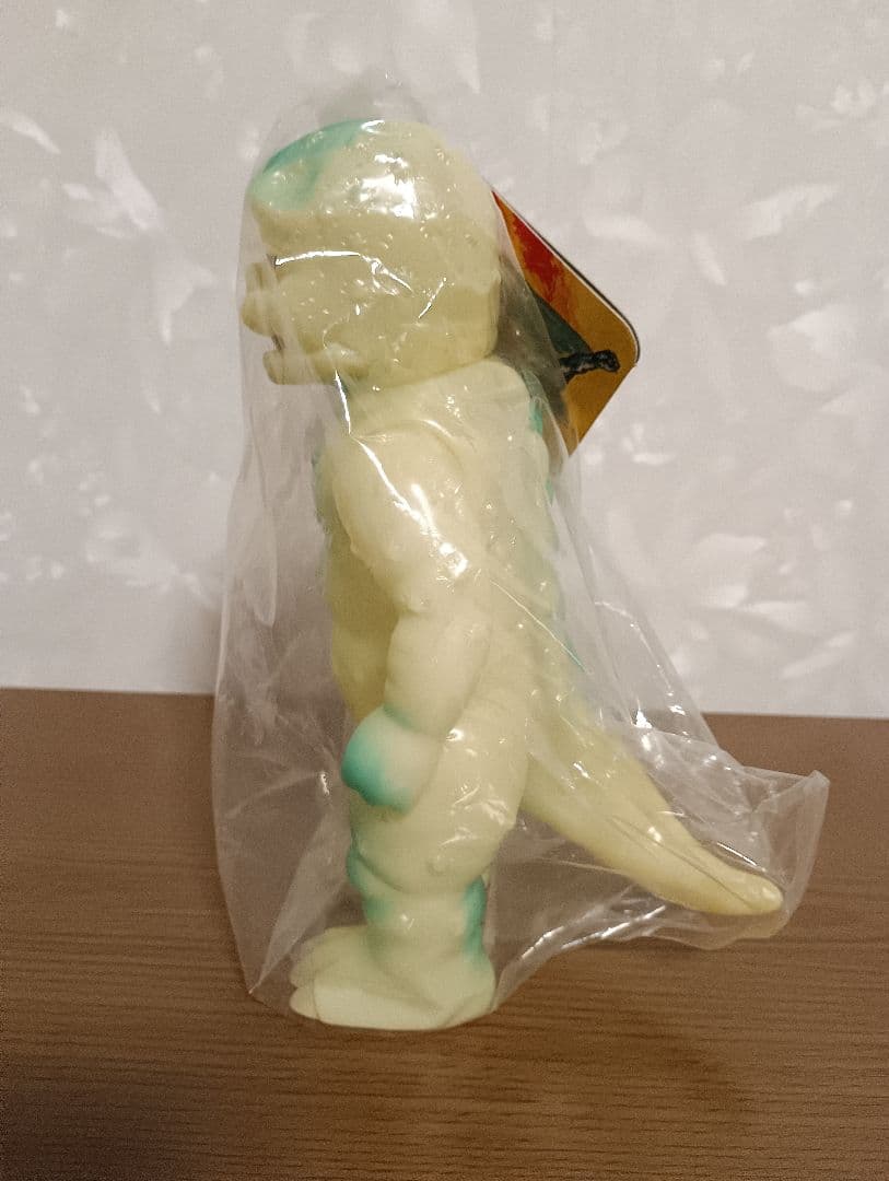 M1号ミニラ　世紀の大怪獣シリーズ　蓄光　ブルマァク復刻