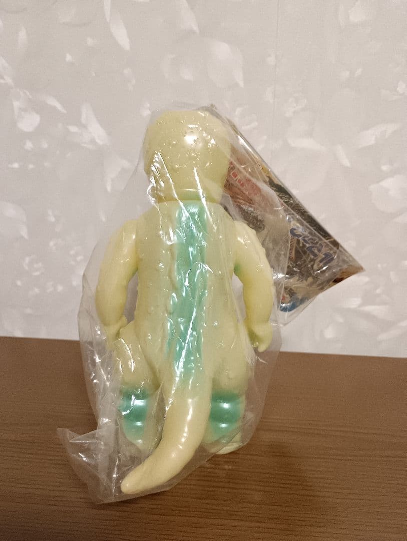 M1号ミニラ　世紀の大怪獣シリーズ　蓄光　ブルマァク復刻