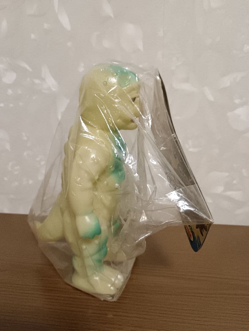 M1号ミニラ　世紀の大怪獣シリーズ　蓄光　ブルマァク復刻