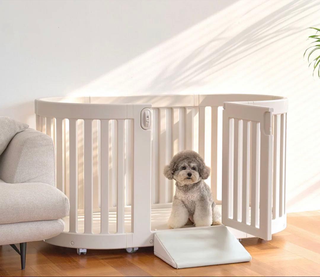 【可動式】北欧風ペットサークル　韓国ブランド　ヒュッゲラウンドペットサークル