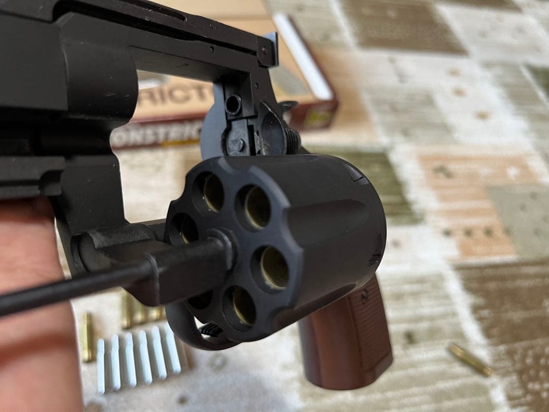 【ケイン】CONSTRICTOR MAXI ガスガン 8mmBB MAXI