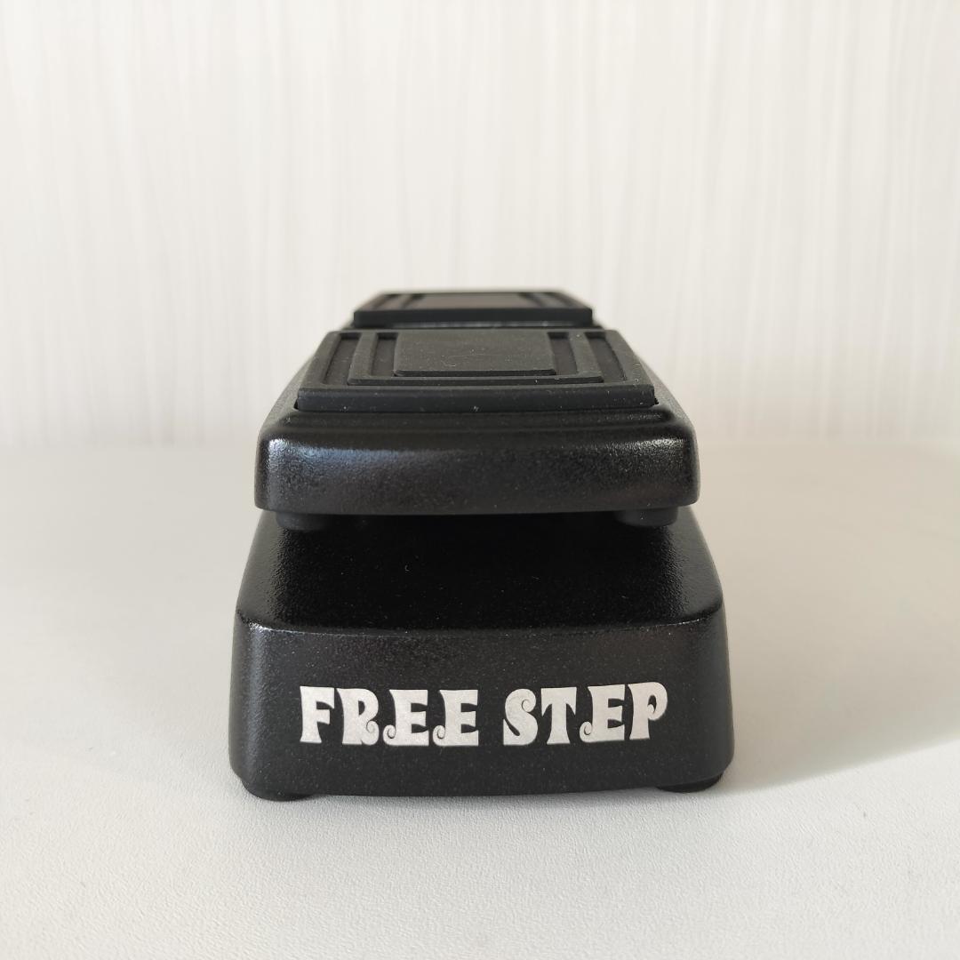新品：Mooer Free Step（ワウ・ボリュームペダル）