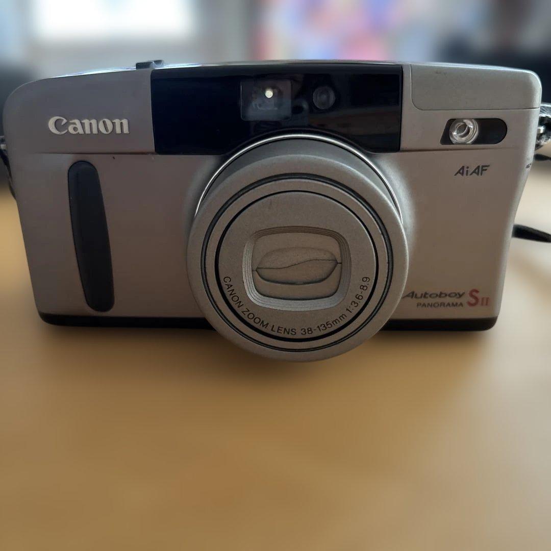 フイルムカメラ　canon Autoboy S II