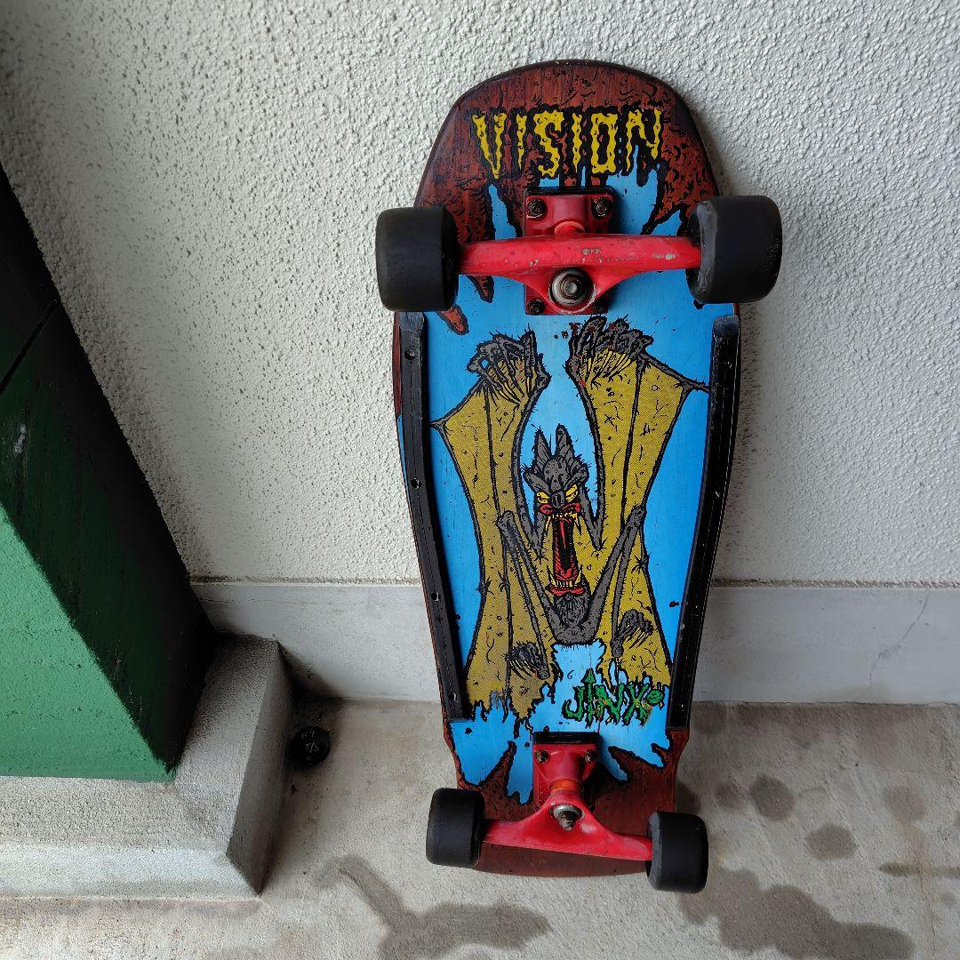 VISION バットグラフィック スケートボード