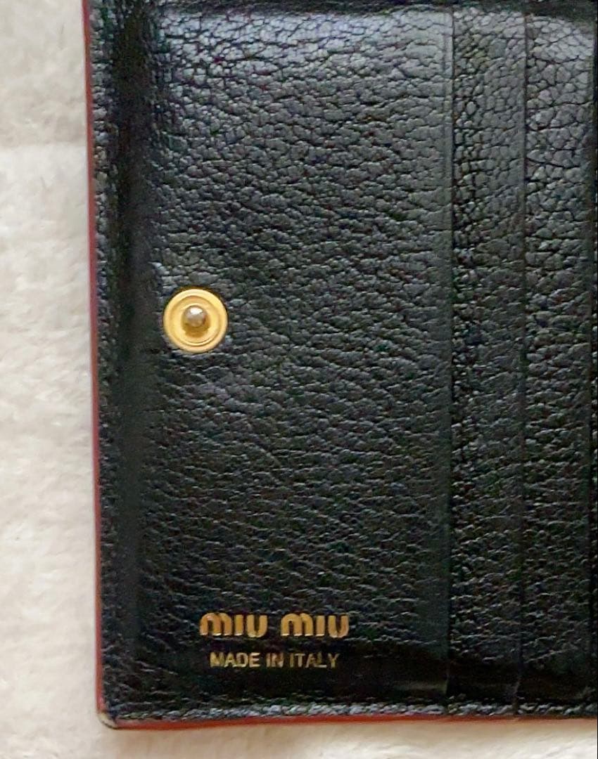 【箱・ギャランティカード付き】miumiu 財布 マドラス ハート