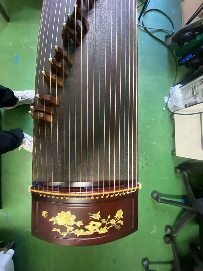 花と鳥の装飾 13弦 筝