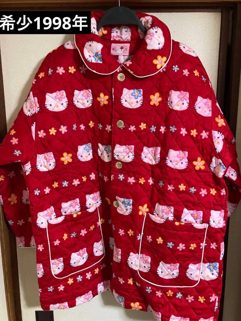 ハローキティ キルティング 羽織り 部屋着 着る 布団 ルームウェア サンリオ