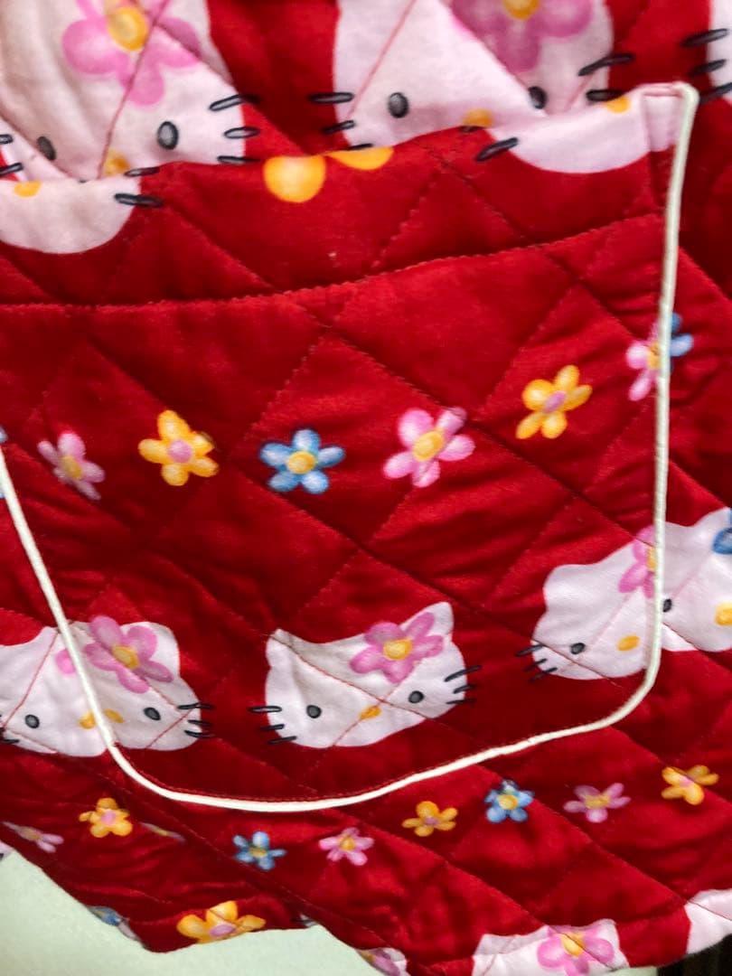 ハローキティ キルティング 羽織り 部屋着 着る 布団 ルームウェア サンリオ