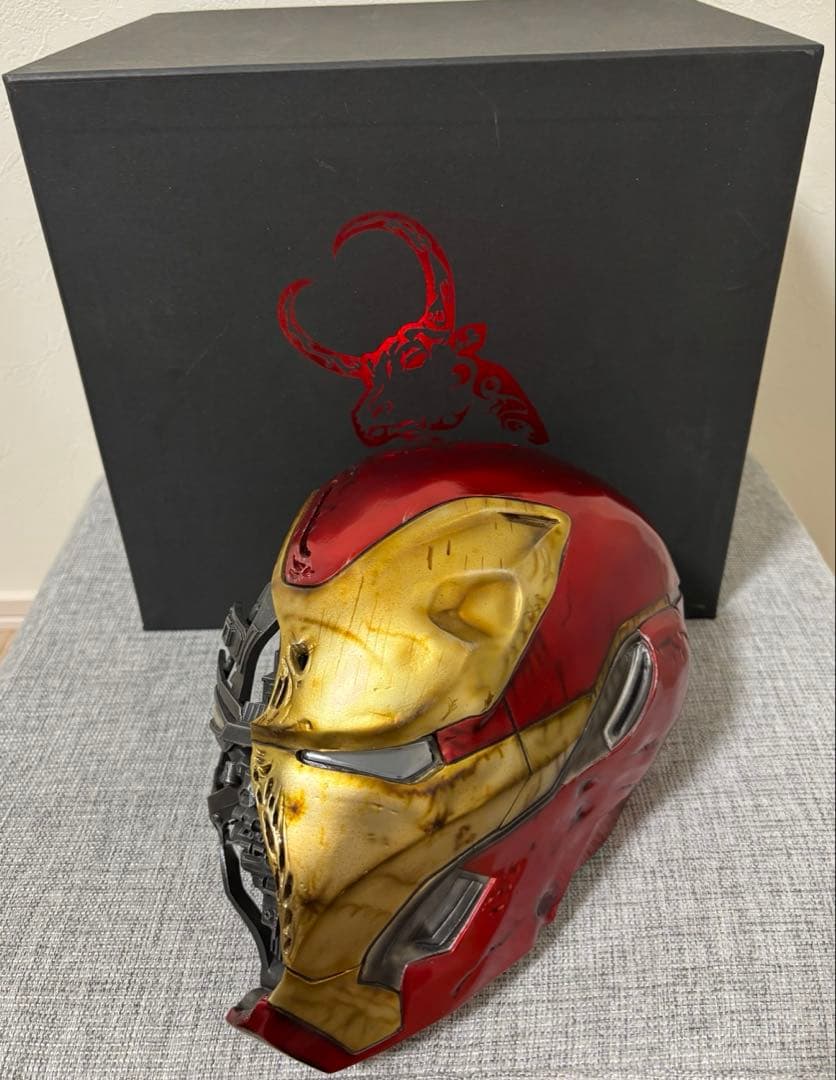 アイアンマン エンドゲーム　マーク50 バトルダメージヘルメット