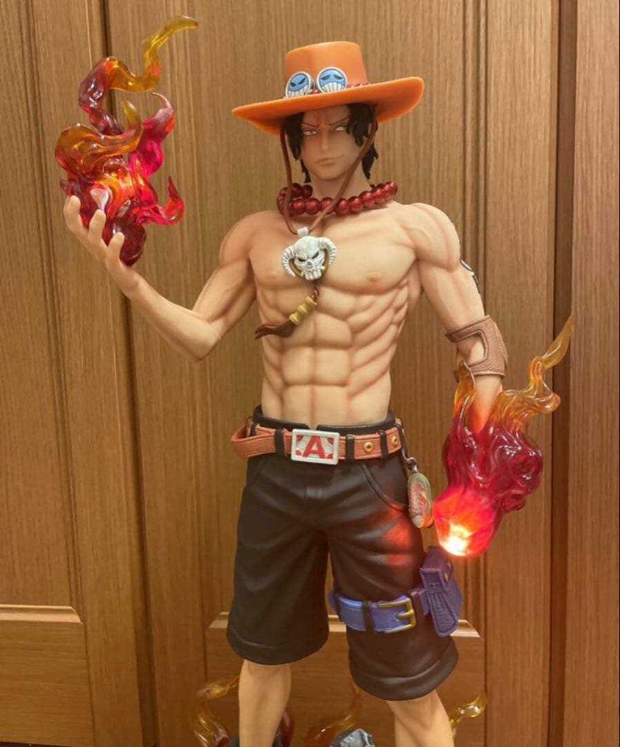 ワンピース　エース　約70cm 特大　フィギュア