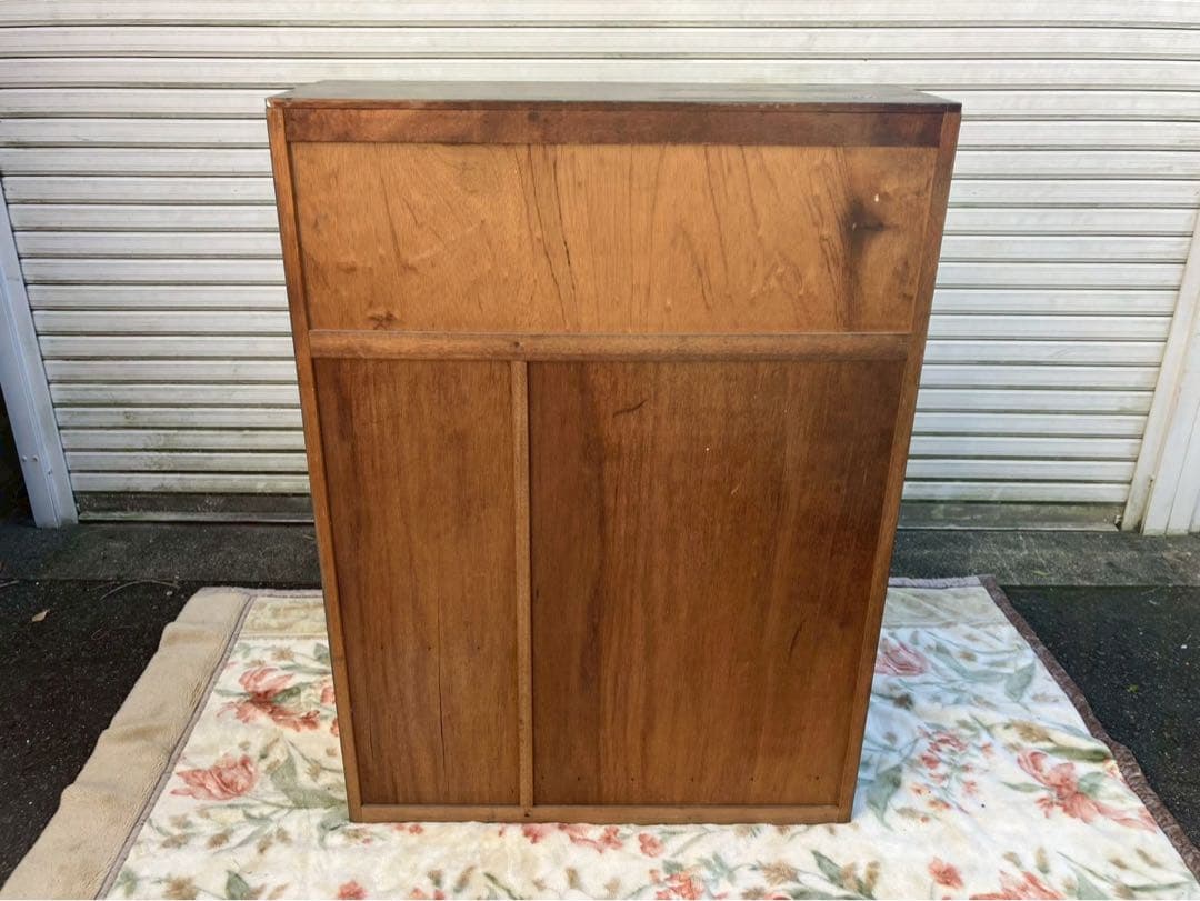 訳あり★アンティーク★飾り棚★木製キャビネット★ガラス扉付き