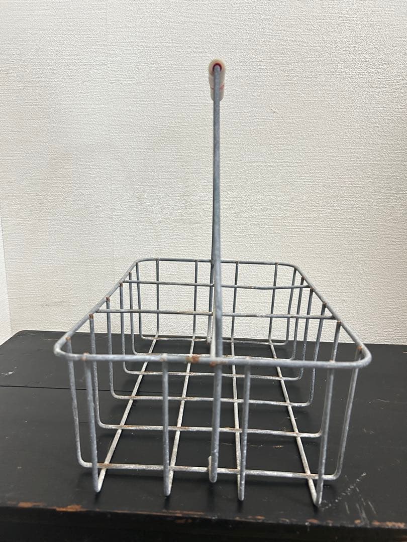 ヴィンテージ ミルククレート（ミルク瓶付）