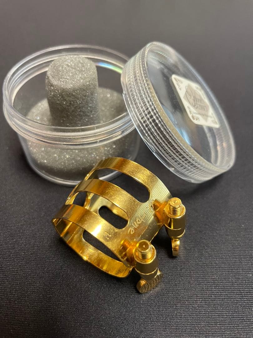 アルトサックスリガチャーGP Woodstone