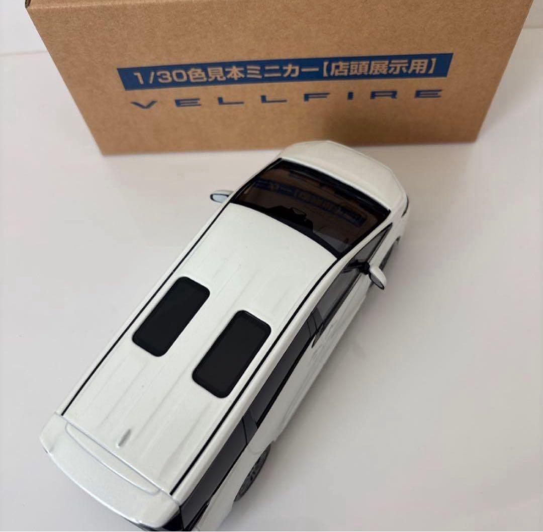 新型ヴェルファイア ミニカー カラーサンプル プラチナホワイトパール【非売品】