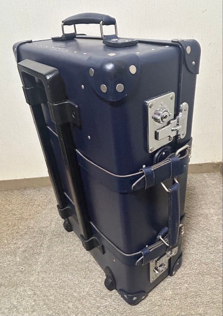 グローブトロッター センテナリー キャリーオン 20インチ ネイビー