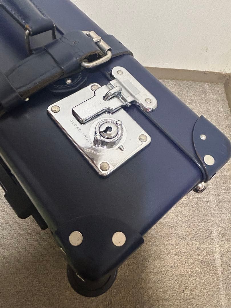 グローブトロッター センテナリー キャリーオン 20インチ ネイビー