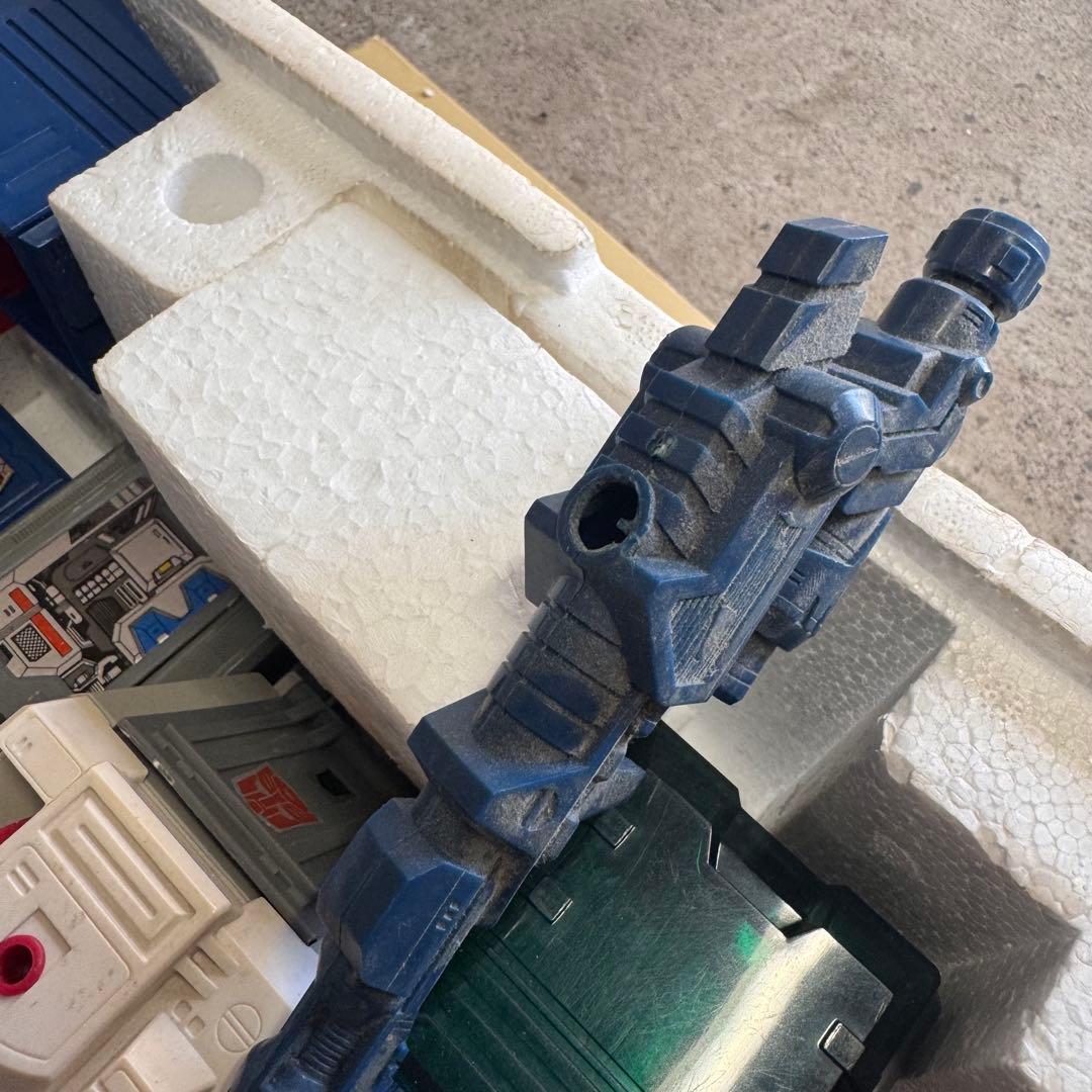 箱付き　トランスフォーマー フォートレスマキシマス C-114