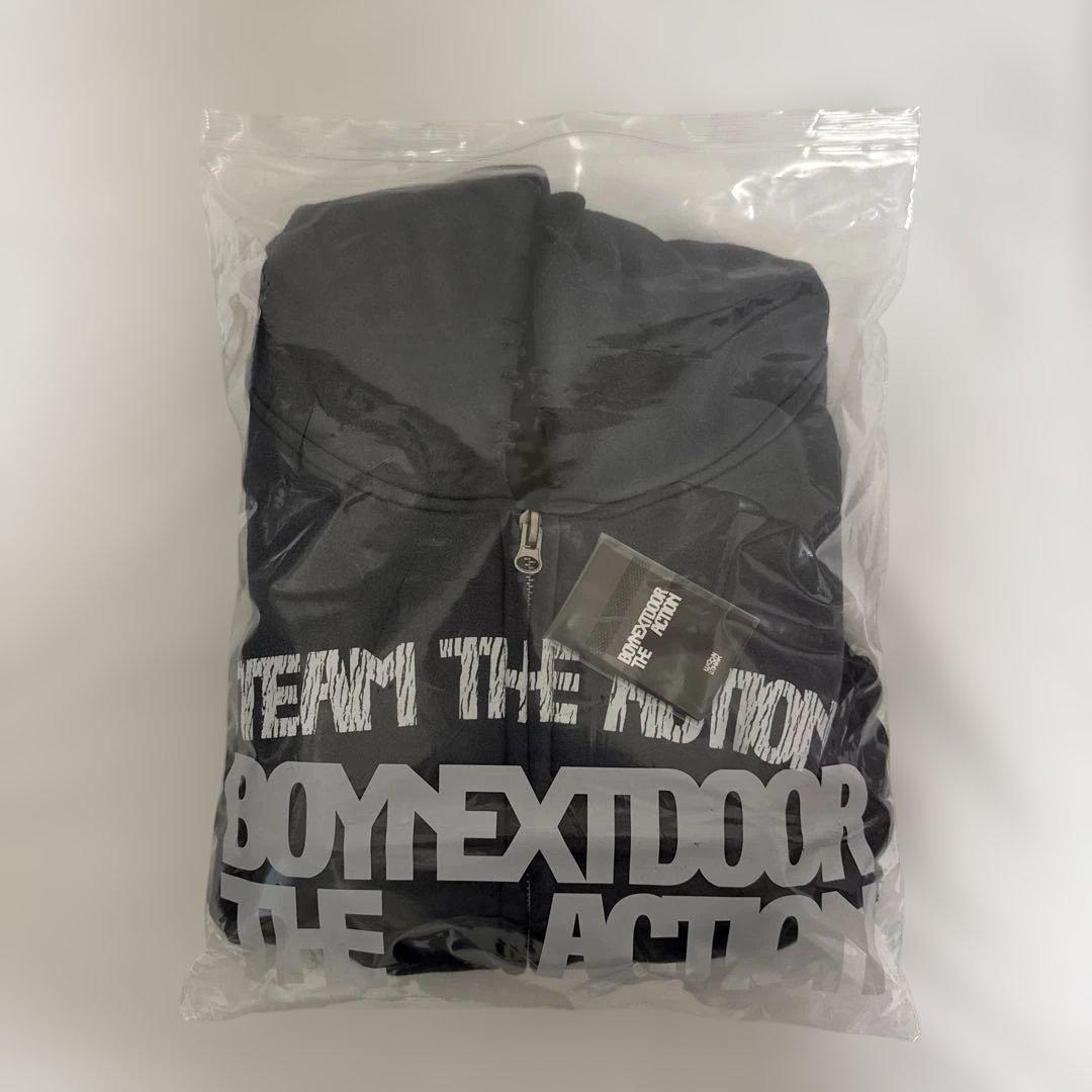 トレカ付き　即日発送！BOYNEXTDOOR ボネクド フードジップアップ