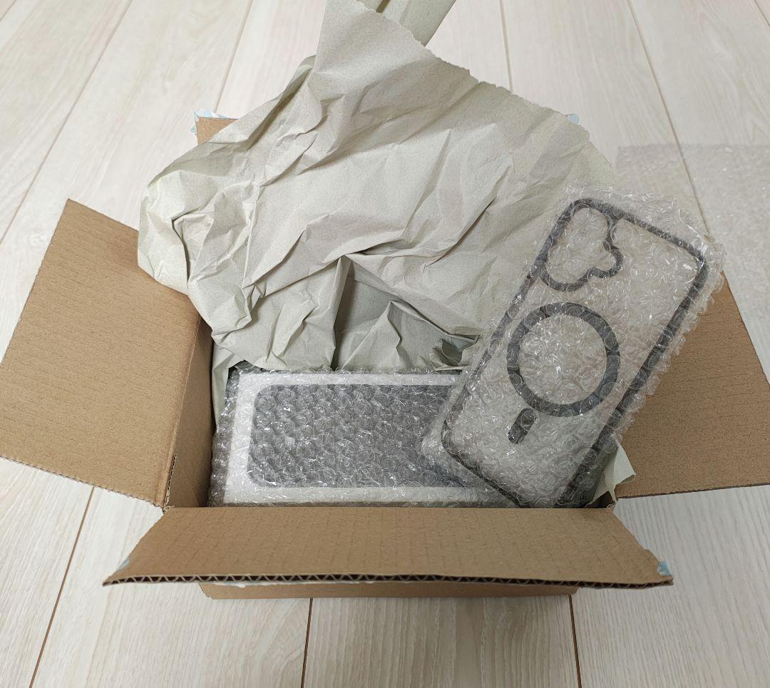 SIMフリー　iPhone16 128GB ブラック ケース付き　フィルム貼付済